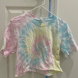 Tie-Dye Cropped T-Shirt. Size medium